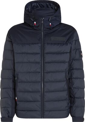 Tommy Hilfiger musta talvitakki