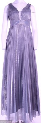 Hopean harmaa pitkä juhlamekko, kaunis pliseerattu kevyt materiaali