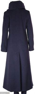 Erich Fend musta klassinen villakangatakki