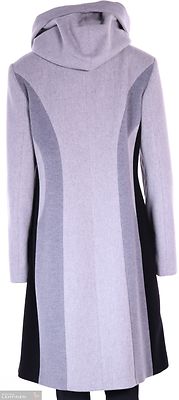 Eric Fendin hupullinen tyylikäs villakangastakki, jossa hieman kellotettu helma