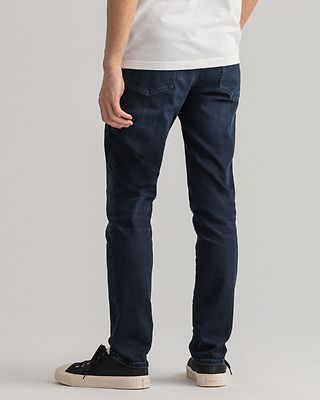 Gant tummansininen slim fit farkku