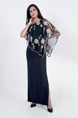 Frank Lyman musta pitkä juhlamekko kiinteällä poncholla