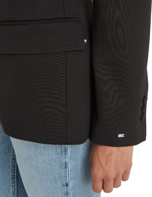 Tommy Hilfiger musta hyvin istuva blazeri