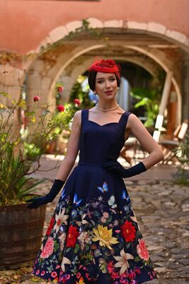 Hearts and Roses sininen hihaton kellohelma mekko