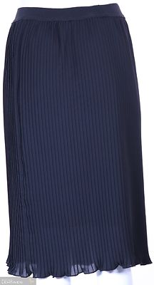 Modelia musta kapeapliseerinen hame