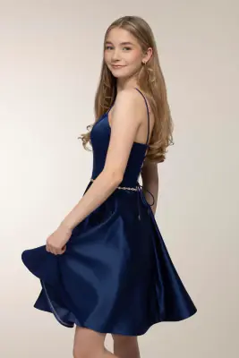 Zazabella tummansininen juhlamekko