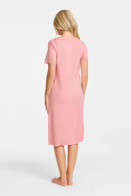 Damella vaaleanpunainen lyhythihainen yöpaita