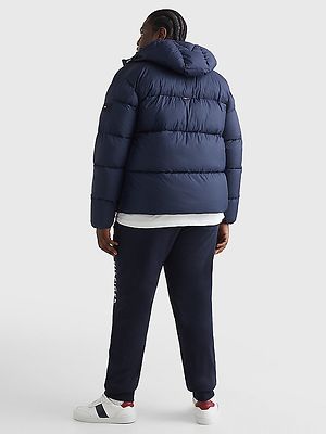 Tommy Hilfiger tummansininen talvipusakka