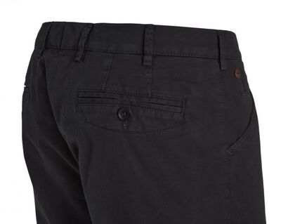 Meyer tummansiniset bermudashortsit