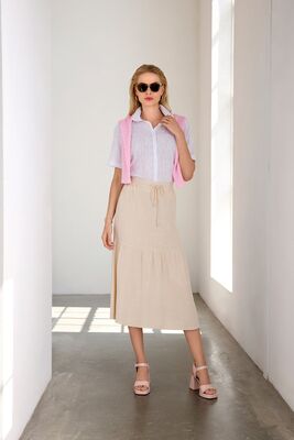 Micha vaalea beige frillahelmainen hame