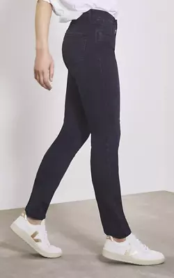 Parami tummansiniset kulutuspestyt celine farkut