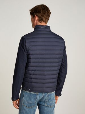 Tommy Hilfiger tummansininen kevytuntuvatakki