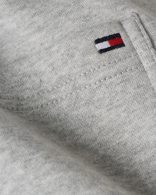 Tommy Hilfiger harmaat college shortsit