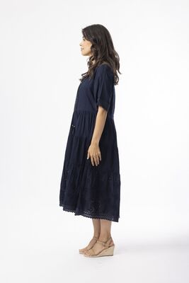 Orientique tummansininen kesämekko