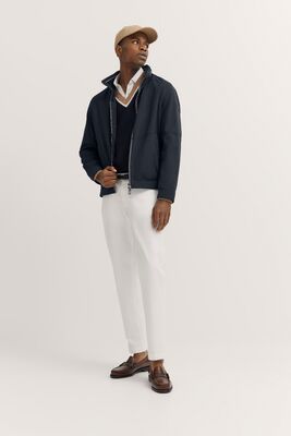 Bugatti tummansininen ulkoilupusakka