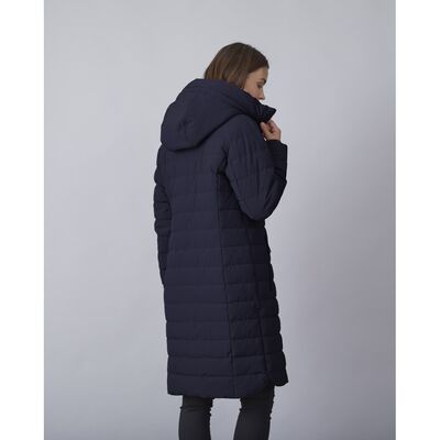 Junge tummansininen hyvin istuva toppatakki