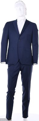 Turo tummansininen slim fit irtotakki tummaan pukuun