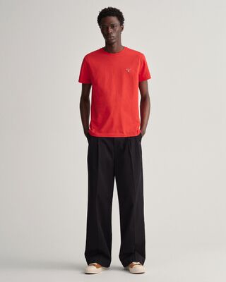 Gant punainen T-paita pyöreällä pääntiellä