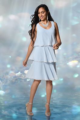 Frank Lyman vaaleansininen juhlamekko