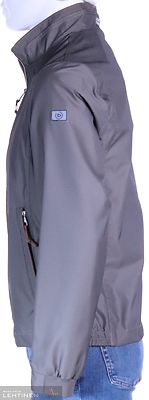 Bugatin beigenvärinen puolivuorellinen pusakka