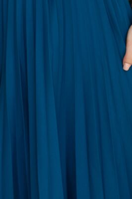 Petroolin sävyinen kellohelmainen juhlamekko