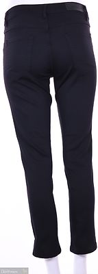 Paramin musta joustava caprihousu