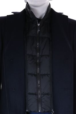 Bugatti tummansininen istuvan mallinen villakangastakki