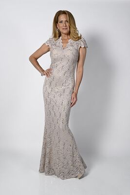 Frank lyman beige pitsimekko