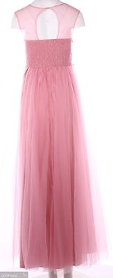 Pitkä tyllihelmainen juhlamekko