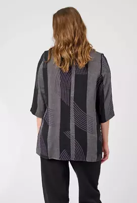 Pont neuf musta harmaa tunika lilansävyisillä yksityiskohdilla