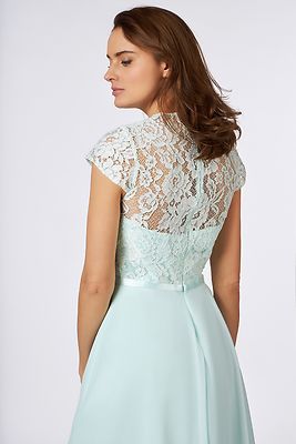 Vaaleanvihreä lyhyt juhlamekko Fashion New Yorkin mallistosta