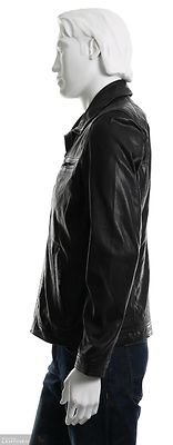 Saki musta nahkapusakka