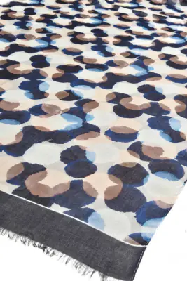 Lasessor Lula huivi sinisellä pallokuosilla