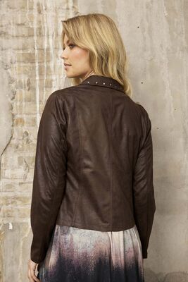 In front tummanruskea keinonahka jakku