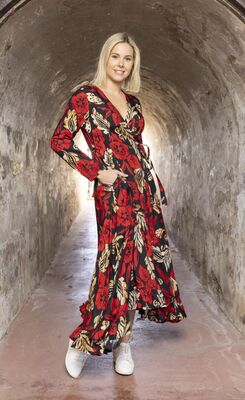 Orientique pitkähihainen kietaisumekko