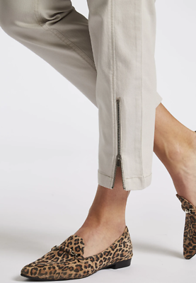 Laurie regular mallin beigensävyiset housut