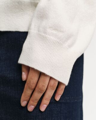 Gant luonnonvalkoinen villaneule