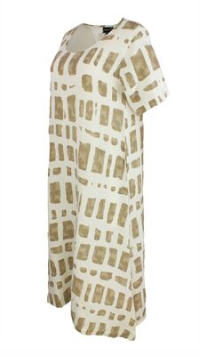 Boheme luonnonvalkoinen pitkä mekko hiekan sävyisellä kuvioinnilla