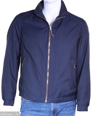 Bugatin puolivuorellinen pusakka