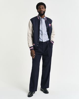 Gant vaaleansininen regular fit kapearaitainen kauluspaita