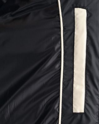 Gant musta lämmin talvitakki