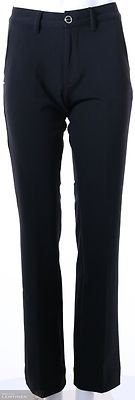 Musta paramin suoralahkeinen prässi housu