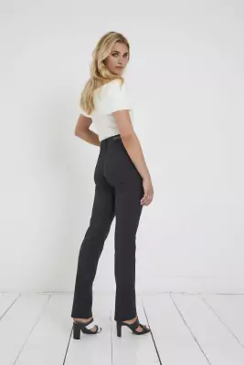 Parami angie asky mustat suoralahkeiset housut