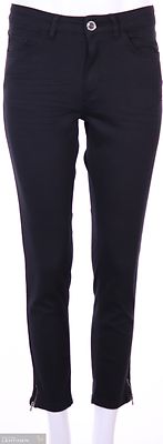 Paramin musta joustava caprihousu