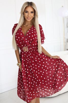 Pallokuosinen kellohelmainen juhlamekko