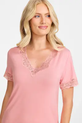 Damella vaaleanpunainen lyhythihainen yöpaita