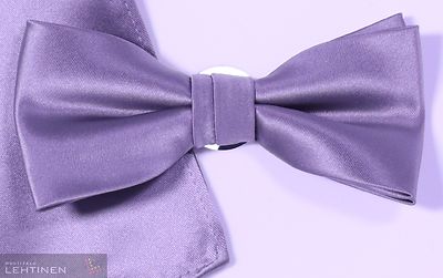 Matex hopeanharmaa rusetti sekä taskuliina