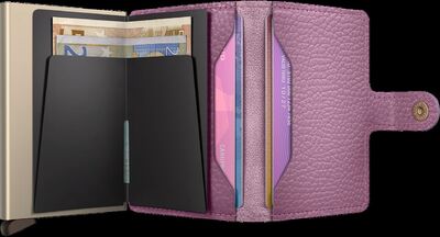 Secrid vanha roosa turvalompakko