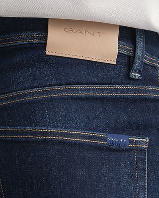 Gant tummansininen slim fit farkku