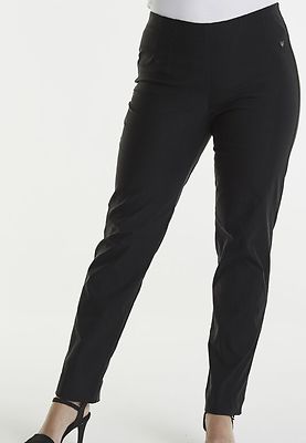 Laurien mustat regular mallin housut pidennetyllä lahkeella